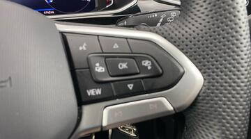 2025 Volkswagen TSI R-Line DSG Euro 6 5-door (Silver) - Image: 24