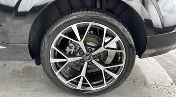 2025 Audi E-hybrid Launch Edition Sportback S Tronic Euro 6 5-door 26kWh (Black) - Image: 35