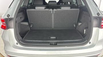 2025 Škoda TSI e-TEC MHEV SportLine DSG Euro 6 5-door (7 Seat) (Silver) - Image: 34