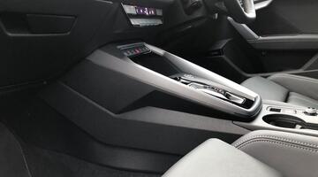 2025 Audi TFSI 35 Black Edition S Tronic Euro 6 4-door (Black) - Image: 13