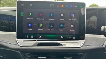 2025 Volkswagen TSI eHybrid 19.7kWh R-Line DSG Euro 6 5-door (Green) - Image: 36