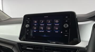 2025 Volkswagen TSI Match DSG Euro 6 5-door (Grey) - Image: 18