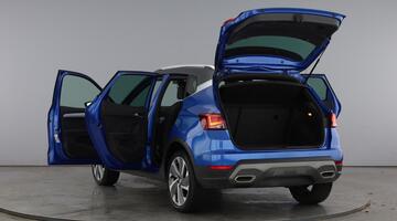 2022 SEAT 1.0 TSI FR Edition Euro 6 5-door (Blue) - Image: 11