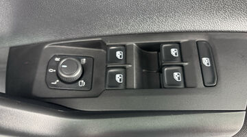 2023 Volkswagen 1.0 TSI Life DSG Euro 6 5-door (Silver) - Image: 20