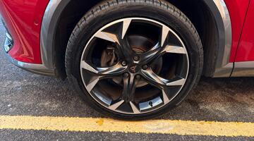 2024 CUPRA TSI V2 DSG Euro 6 5-door (Red) - Image: 25