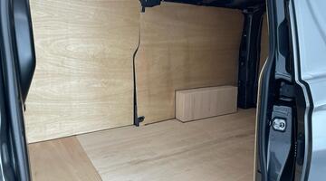 2025 Volkswagen 2.0 TDI T3Commerce Pro Auto FWD LWB Euro 6 5-door (Grey) - Image: 27