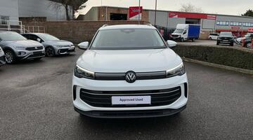 2025 Volkswagen ETSI MHEV Match DSG Euro 6 5-door (White) - Image: 7