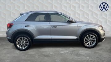 2024 Volkswagen TSI Style DSG Euro 6 5-door (Silver) - Image: 4