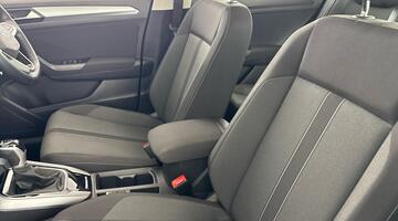 2023 Volkswagen TSI Life DSG Euro 6 5-door (Blue) - Image: 32