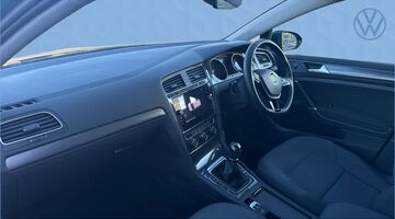 2018 Volkswagen TSI SE Euro 6 5-door (Green) - Image: 2