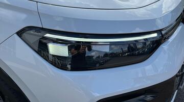 2025 Volkswagen TSI eHybrid 19.7kWh R-Line DSG Euro 6 5-door (White) - Image: 28