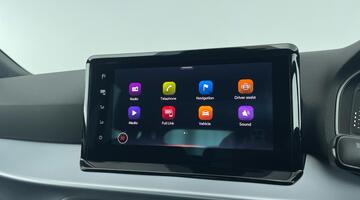 2024 SEAT 1.0 TSI FR Sport DSG Euro 6 5-door (White) - Image: 18