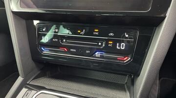 2022 Volkswagen TSI EVO R-Line DSG Euro 6 5-door (Grey) - Image: 13