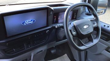 2025 Ford 2.0 320 EcoBlue Trend Auto L1 H1 Euro 6 5-door (White) - Image: 8