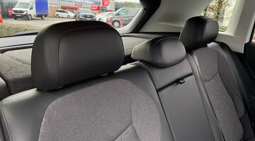 2025 Volkswagen ETSI MHEV Match DSG Euro 6 5-door (White) - Image: 42