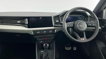 2025 Audi 1.0 TFSI 30 S line Sportback S Tronic Euro 6 5-door (Black) - Image: 8