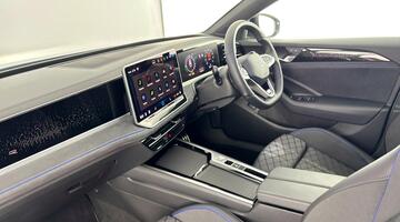 2025 Volkswagen TSI eHybrid 19.7kWh R-Line DSG Euro 6 5-door (Silver) - Image: 2