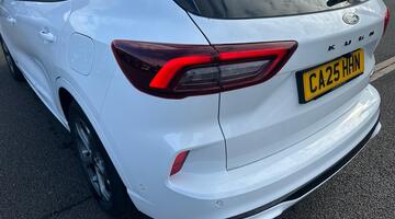 2025 Ford 2.5h Duratec ST-Line CVT Euro 6 5-door (White) - Image: 22