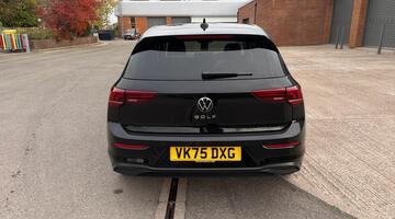 2025 Volkswagen TSI Match Euro 6 5-door (Black) - Image: 11