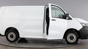 2025 Volkswagen 2.0 TDI T28 Commerce Plus FWD SWB Euro 6 5-door (White) - Image: 10