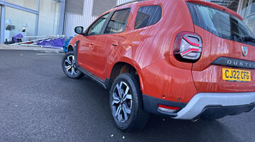 2022 Dacia TCe Prestige Euro 6 5-door (Orange) - Image: 38