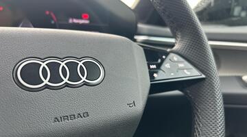 2025 Audi 2.0 TFSI S line S Tronic Euro 6 5-door (Black) - Image: 37