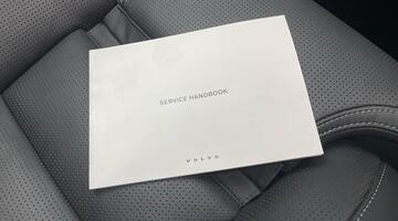 2024 Volvo 2.0 B5 MHEV Plus Auto 4WD Euro 6 5-door (Grey) - Image: 13