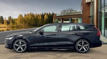 2025 Volvo 2.0 B4 MHEV Plus DCT Auto Euro 6 5-door (Black) - Image: 6