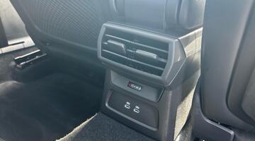 2025 Audi TFSI Carbon Vorsprung S Tronic quattro Euro 6 4-door (White) - Image: 9