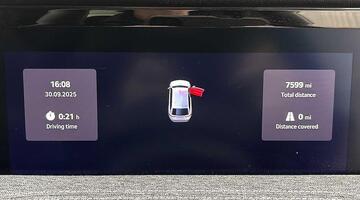 2025 Škoda 2.0 TDI SE Technology DSG Euro 6 5-door (Silver) - Image: 11