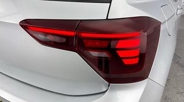 2021 Volkswagen 1.0 TSI Life Euro 6 5-door (Silver) - Image: 26