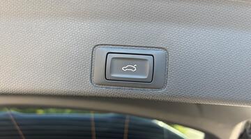 2025 CUPRA 2.0 TSI VZ1 DSG 4-doorive Euro 6 5dr (Grey) - Image: 16