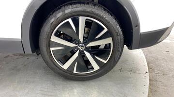 2024 Volkswagen ETSI MHEV Elegance DSG Euro 6 5-door (White) - Image: 35