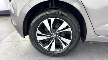 2021 Volkswagen 1.0 TSI Match Euro 6 5-door (Grey) - Image: 17