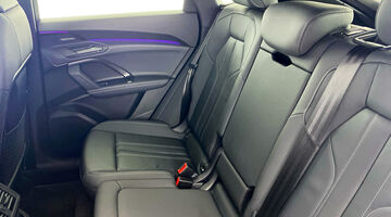 2025 Audi 2.0 TDI Launch Edition Sportback S Tronic quattro Euro 6 5-door (Green) - Image: 35