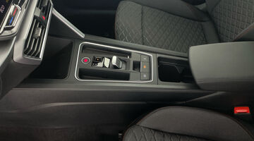 2025 SEAT EHybrid 25.8kWh FR DSG Euro 6 5-door (Black) - Image: 29