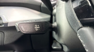 2019 Audi TDI 30 S line Euro 6 5-door (Black) - Image: 23