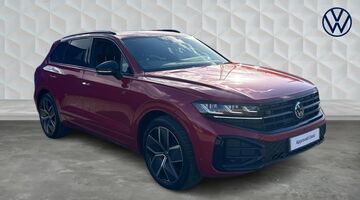 2025 Volkswagen 3.0 TDI V6 Black Edition Tiptronic 4Motion Euro 6 5-door (Red) - Image: 1