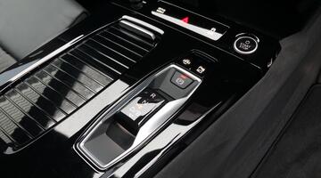 2025 Audi 100kWh Edition 1 Sportback Auto quattro 5-door (Blue) - Image: 11