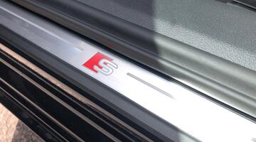 2025 Audi 2.0 TDI 40 Black Edition S Tronic quattro Euro 6 5-door (Black) - Image: 15