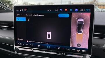 2025 Volkswagen Pro 77kWh Match Plus Fastback Auto 5-door (Grey) - Image: 26