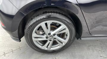 2024 Volkswagen 1.0 TSI R-Line DSG Euro 6 5-door (Black) - Image: 22