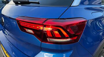 2025 Volkswagen TSI Match DSG Euro 6 5-door (Blue) - Image: 35