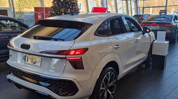 2025 Audi E-hybrid Launch Edition Sportback S Tronic Euro 6 5-door 26kWh (White) - Image: 6