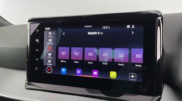 2025 SEAT 1.0 TSI FR Black Edition Euro 6 5-door (Multicolour) - Image: 15