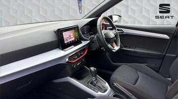 2024 SEAT TSI FR DSG Euro 6 5-door (Red) - Image: 2