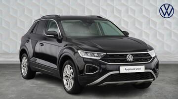 2023 Volkswagen 1.0 TSI Life Euro 6 5-door (Black) - Image: 1