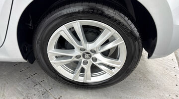 2025 Škoda 1.0 TSI SE L Edition DSG Euro 6 5-door (Silver) - Image: 33