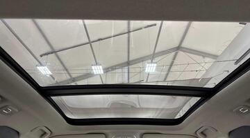 2025 Volvo 2.0 B4 MHEV Ultra Bright DCT Auto Euro 6 5-door (Black) - Image: 18