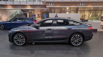 2025 Audi A6 Sportback Edition 1 e-tron 210,00 kW (Grey) - Image: 4